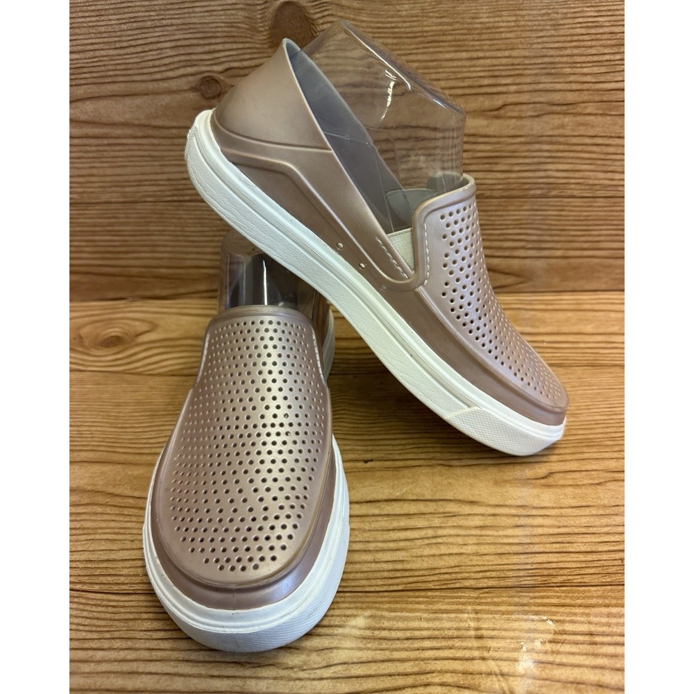 Crocs Women's Sz 7 CitiLane Roka Pink Metallic Iconic Comfort Slip On Shoes